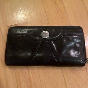 Kenneth Cole Reaction genuine leather wallet